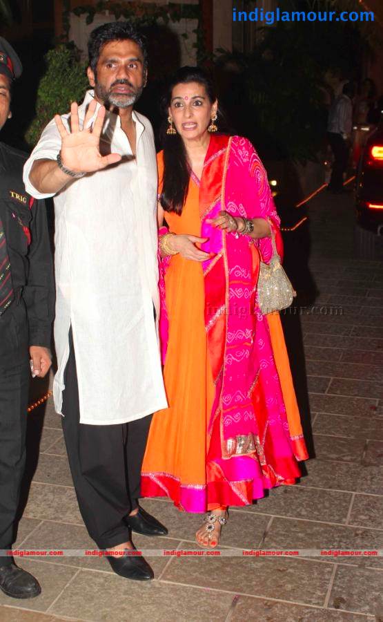 Bollywood Stars At Amitabh Bachchan Diwali Celebration Event hd photo