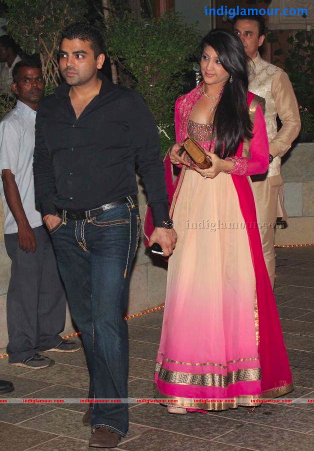 Bollywood Stars At Amitabh Bachchan Diwali Celebration Event hd photo