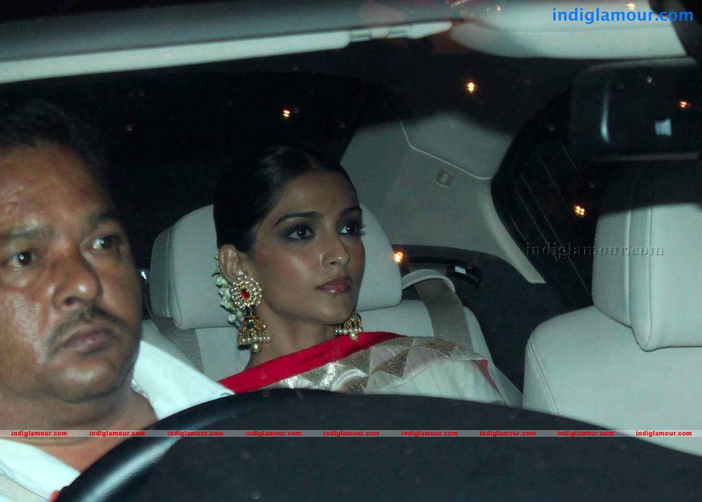 Bollywood Stars At Amitabh Bachchan Diwali Celebration Event hd photo
