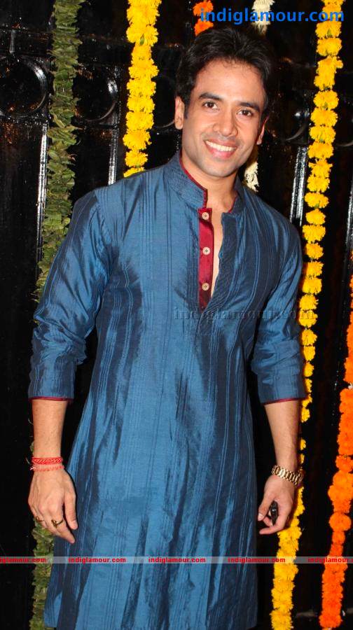 Celebs At Ekta Kapoor Diwali Party Event hd photo