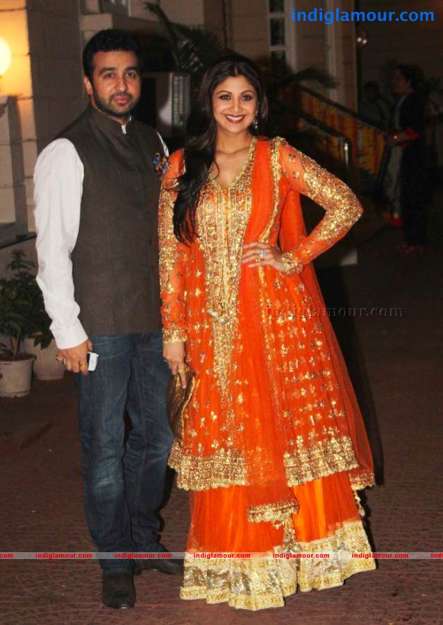 Celebs At Ekta Kapoor Diwali Party Event hd photo