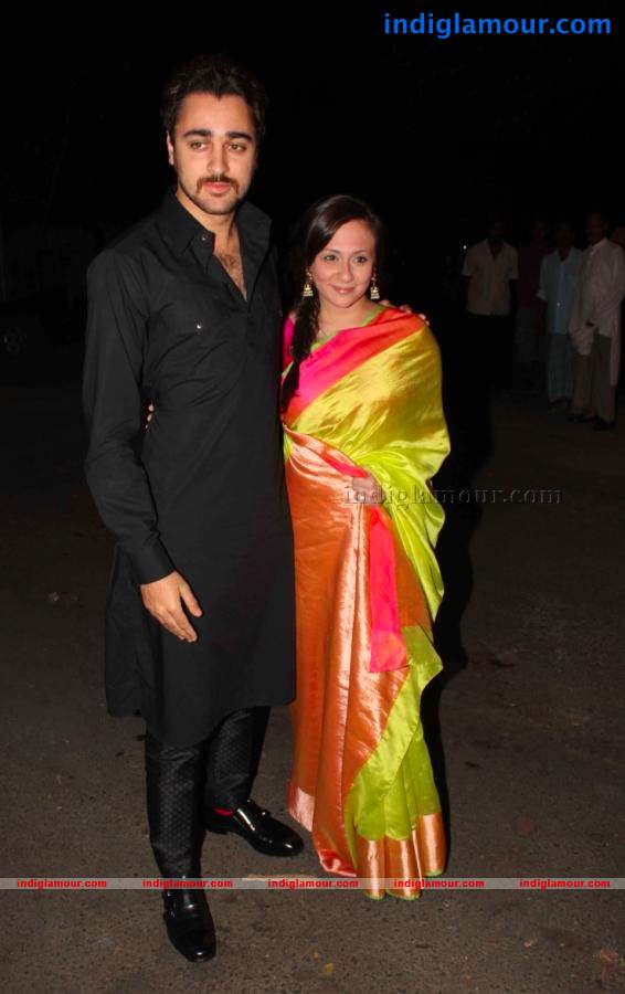 Celebs At Ekta Kapoor Diwali Party Event hd photo