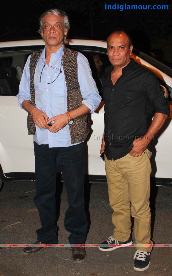 Celebs At Ekta Kapoor Diwali Party Event hd photo