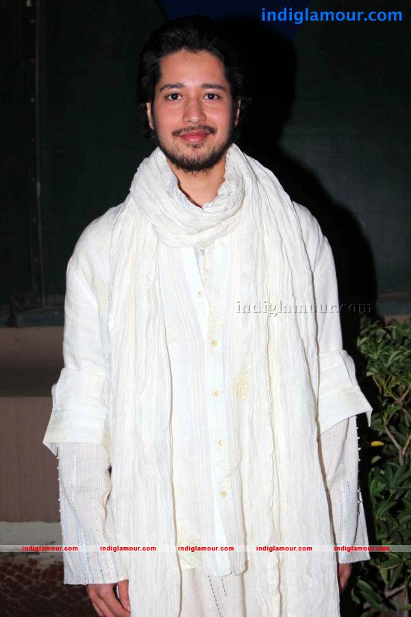Global Peace Initiative 'Walk for Peace' Ramp Walk Event Event hd photo