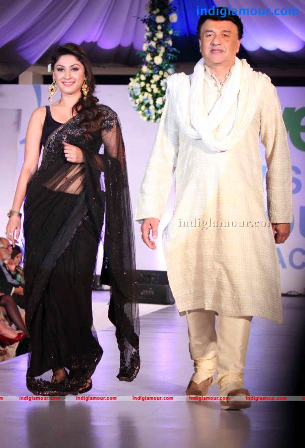 Global Peace Initiative 'Walk for Peace' Ramp Walk Event Event hd photo