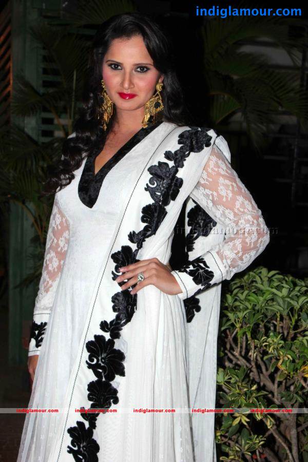 Global Peace Initiative 'Walk for Peace' Ramp Walk Event Event hd photo