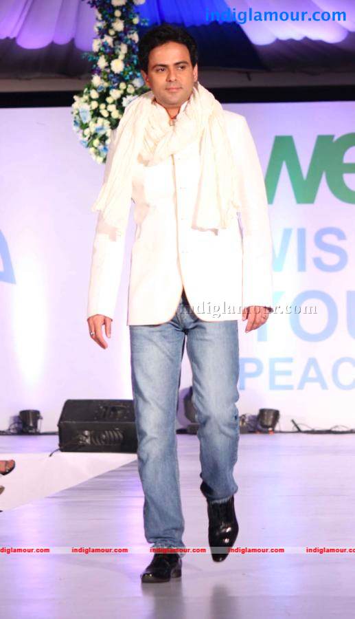 Global Peace Initiative 'Walk for Peace' Ramp Walk Event Event hd photo