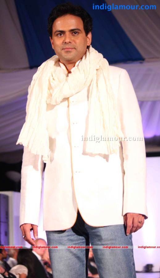 Global Peace Initiative 'Walk for Peace' Ramp Walk Event Event hd photo