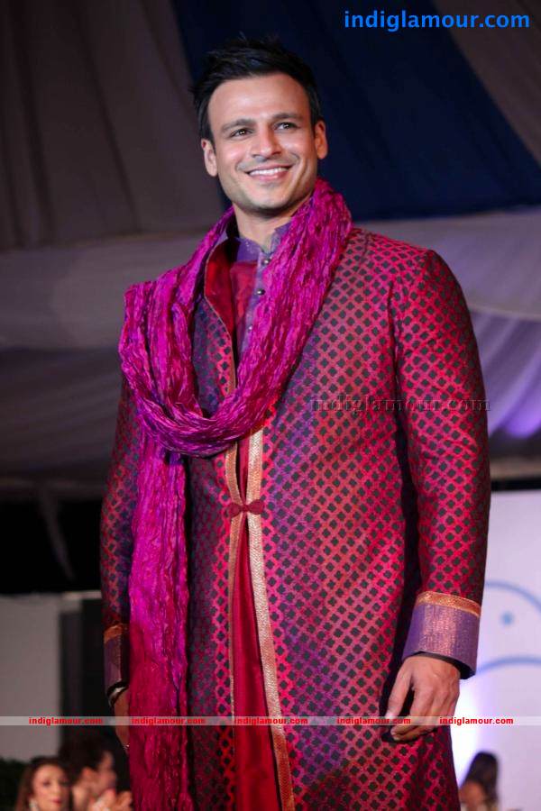 Global Peace Initiative 'Walk for Peace' Ramp Walk Event Event hd photo