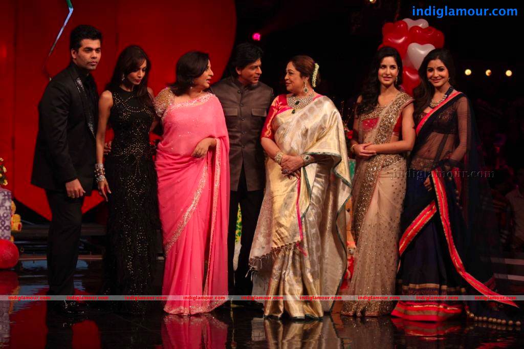 Jab Tak Hai Jaan Team On The Sets Of India's Got Talent Event hd photo