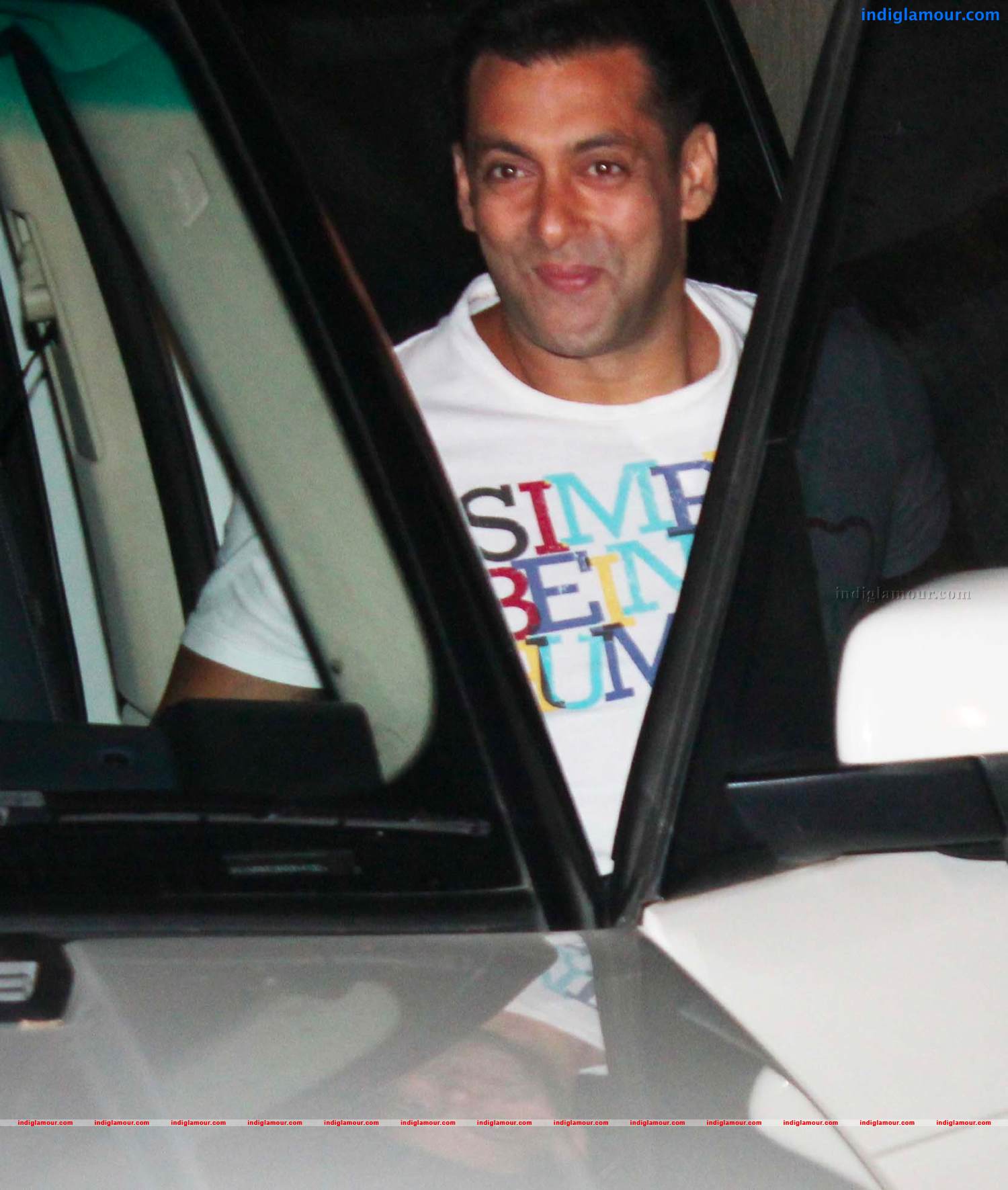 Salman Khan And Sonakshi At Special Screening Of LIFE OF PI Event hd photo