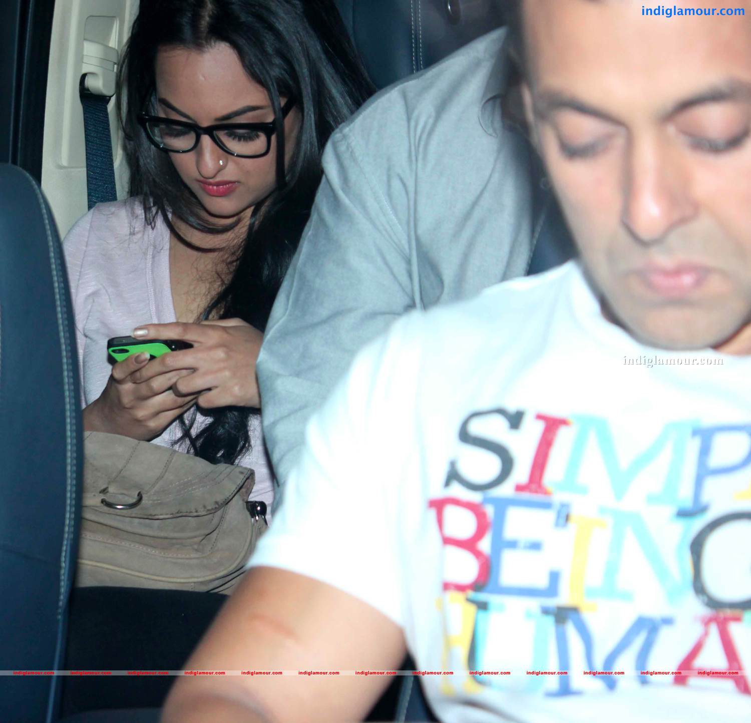 Salman Khan And Sonakshi At Special Screening Of LIFE OF PI Event hd photo
