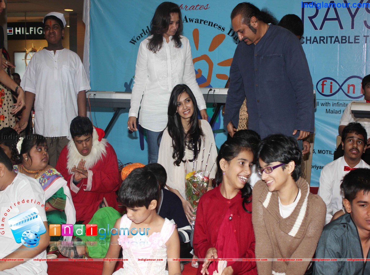 Fiana Penty at Priyanj Special School Celebrates World Autism Awareness Day Event hd photo