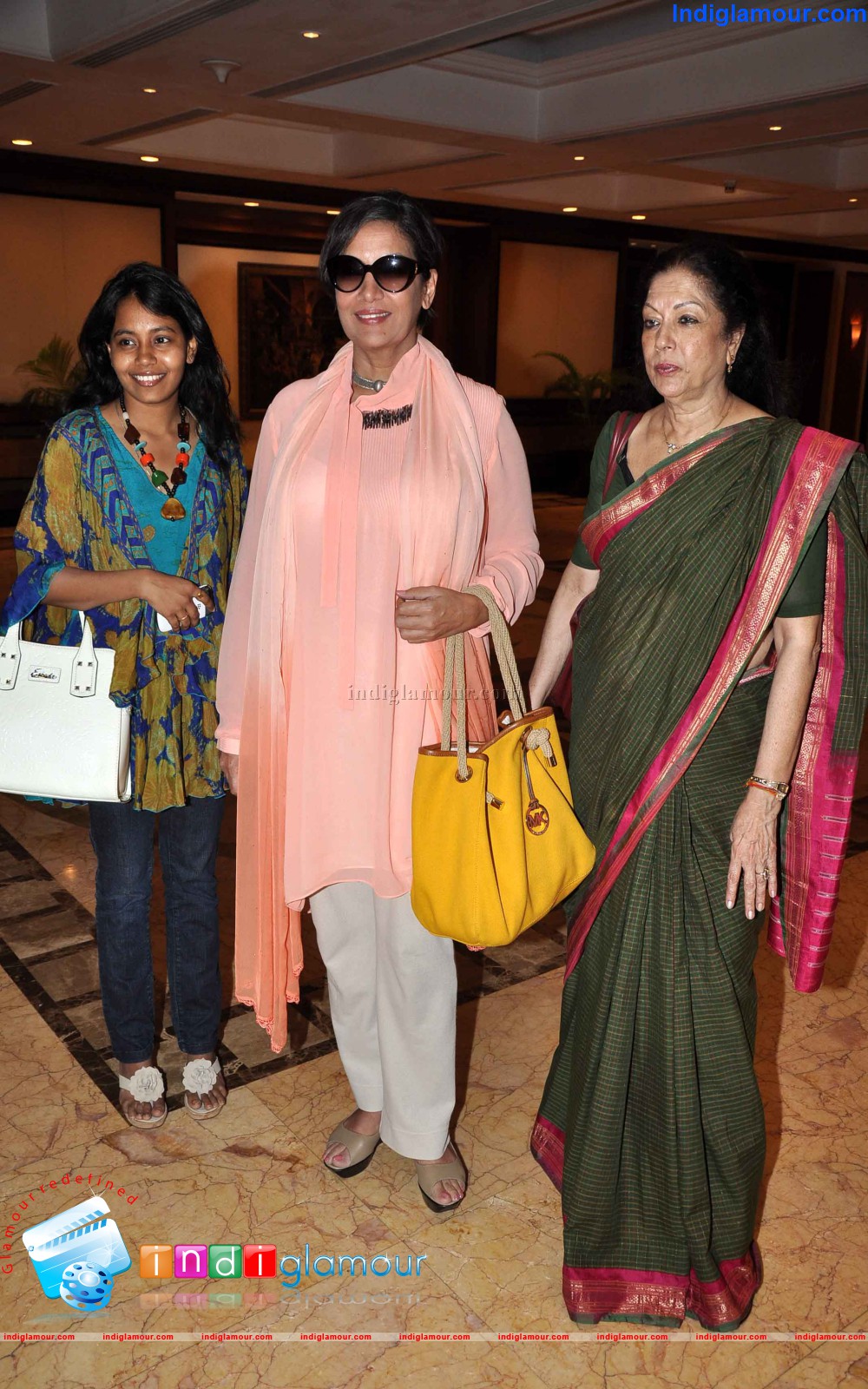 Shabana Azmi Receives Women Leaders in India Award Event hd photo