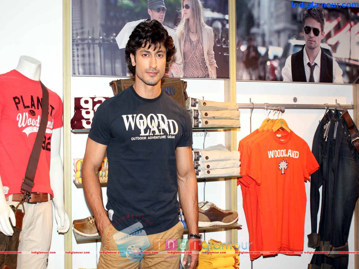Vidyut Jamwal Launch Woodlands SS13 Collection Event hd photo