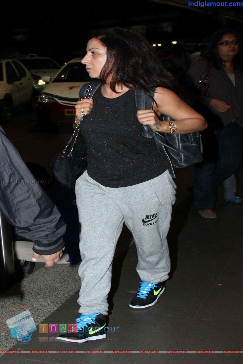 Celebs Leave for TOIFA Awards Event hd photo