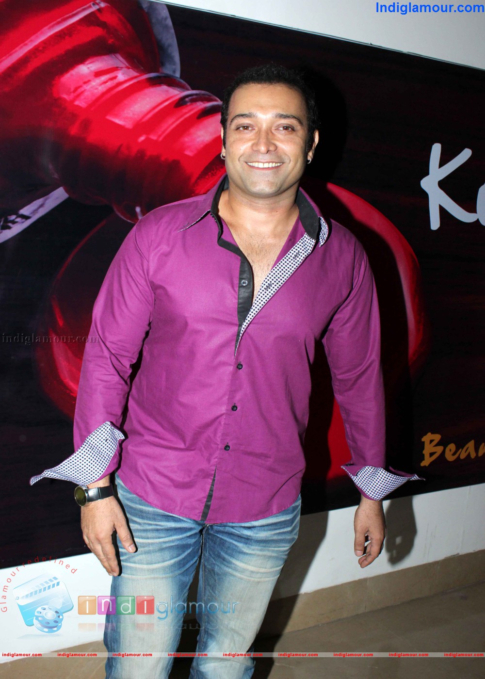 Digital Restoration Of Chasme Baddoor Event hd photo