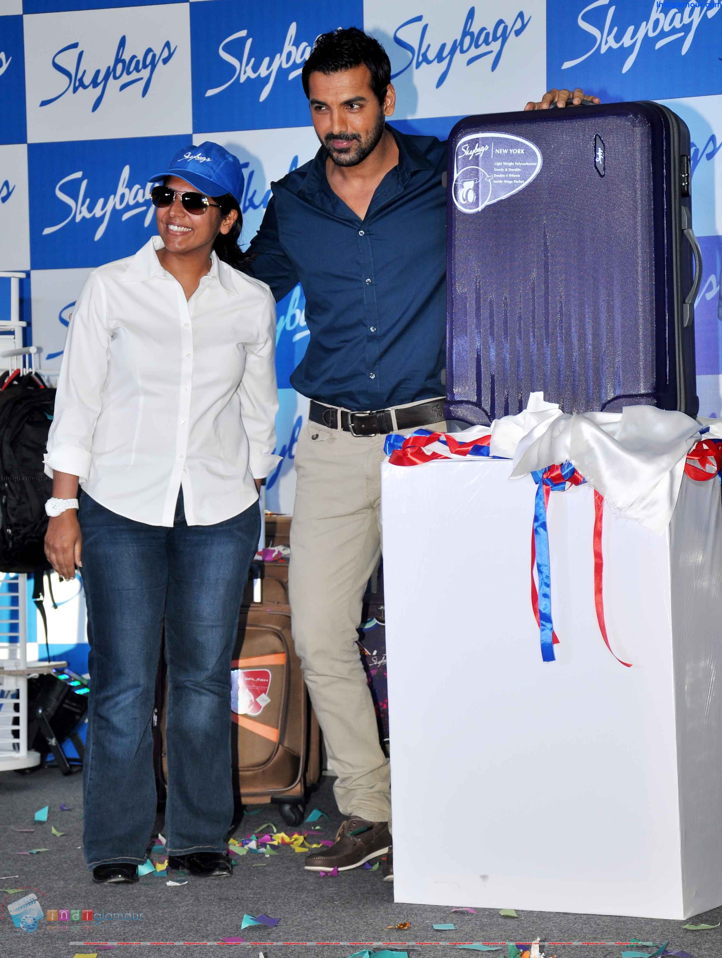 John Abraham Launches New Range Of Skybag Event hd photo