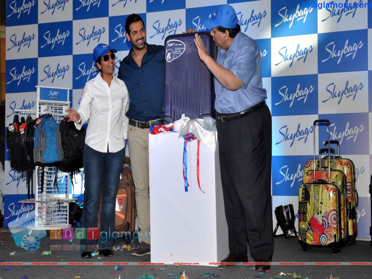 John Abraham Launches New Range Of Skybag Event hd photo