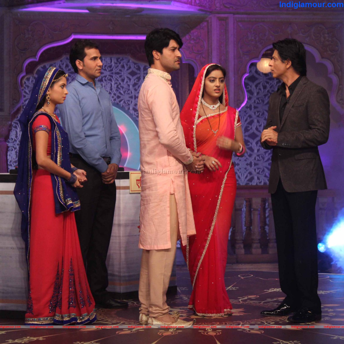 Shahrukh Promote Chennai Express Event hd photo