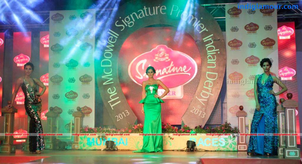 Fashion Show Ahead Of Indian Derby 2013 Event hd photo