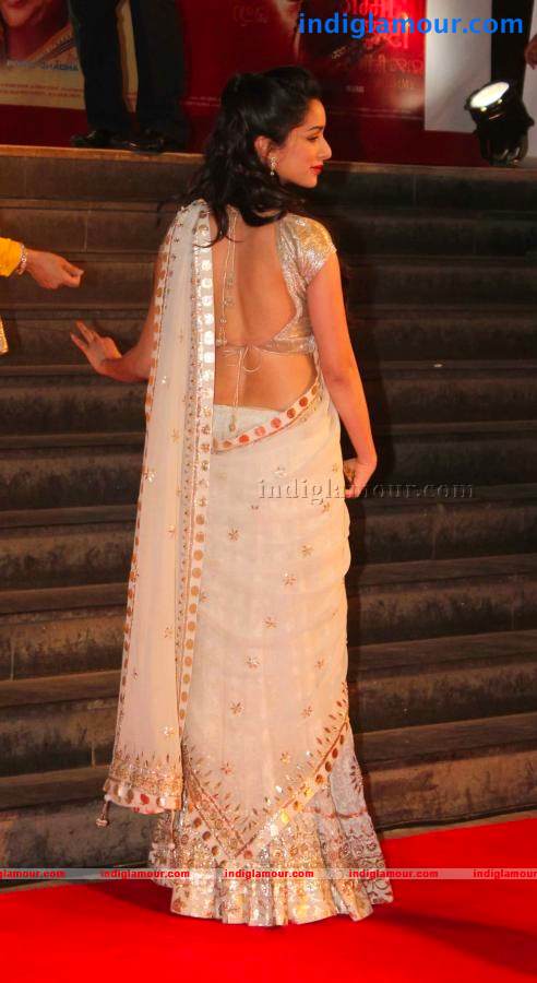 Stars At Premier Show Of Film Mai Event hd photo