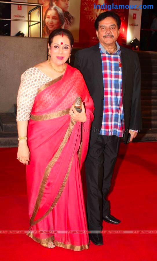 Stars At Premier Show Of Film Mai Event hd photo