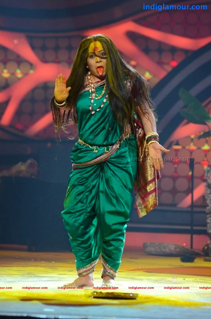 Ajay Devgan And Shilpa Shetty At Nach Baliye 5 Event Event hd photo