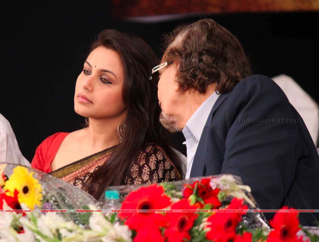Bollywood Stars At Mumbai Police Women Interface Event hd photo