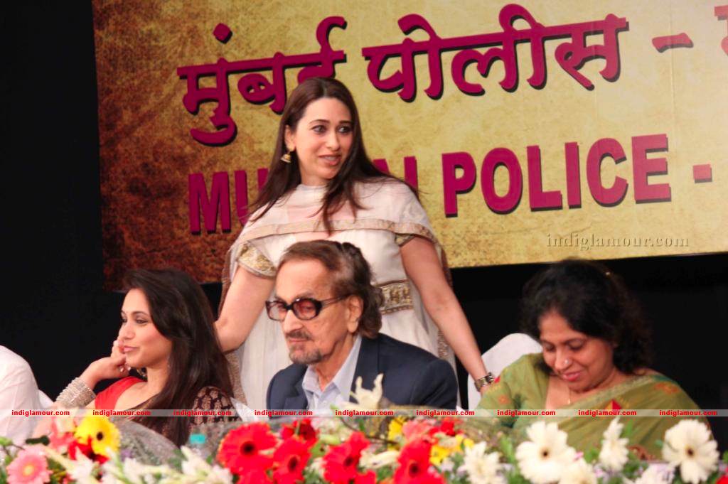 Bollywood Stars At Mumbai Police Women Interface Event hd photo