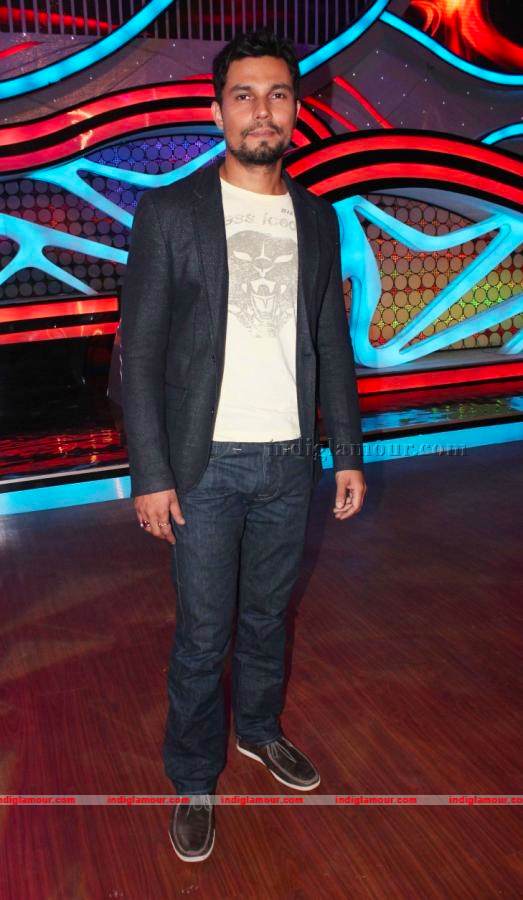 Murder 3 Promotion At Nach Balliye Event hd photo