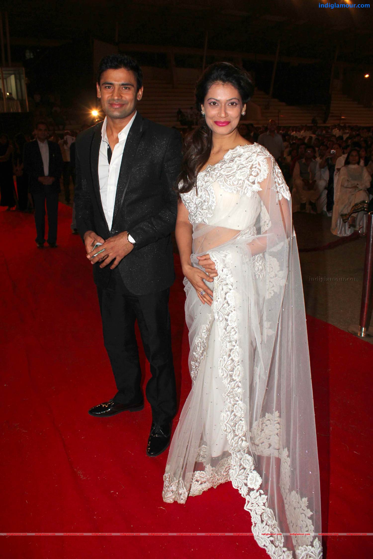 Bollywood Celebs Salute Mumbai Police At Umang 2013 Event hd photo
