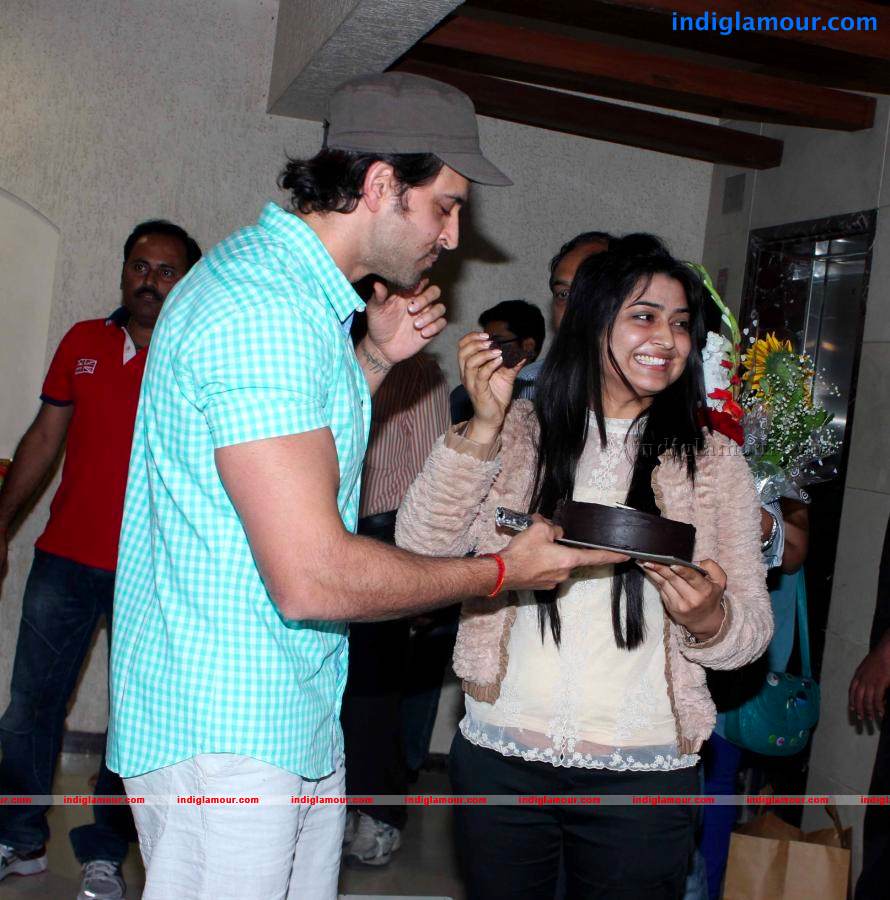 Hrithik Celebrated His 39'th Birthday With Media Event hd photo