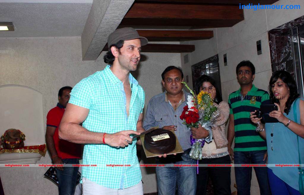 Hrithik Celebrated His 39'th Birthday With Media Event hd photo