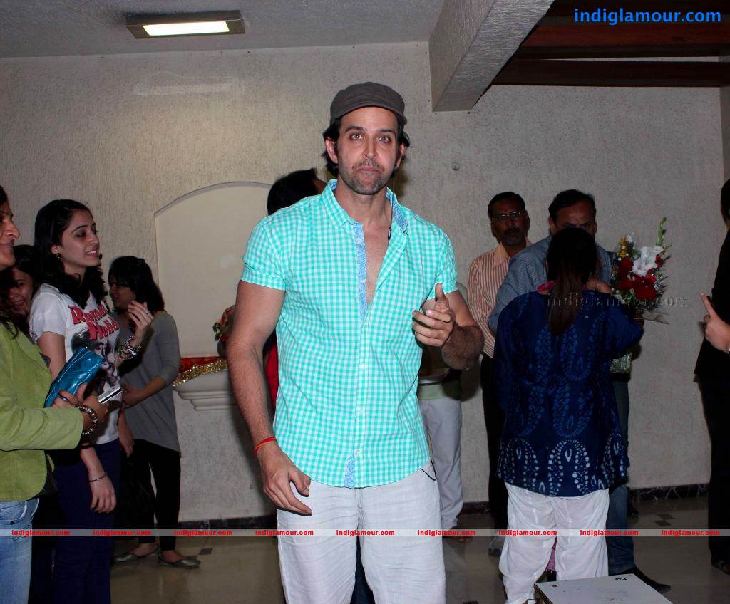 Hrithik Celebrated His 39'th Birthday With Media Event hd photo