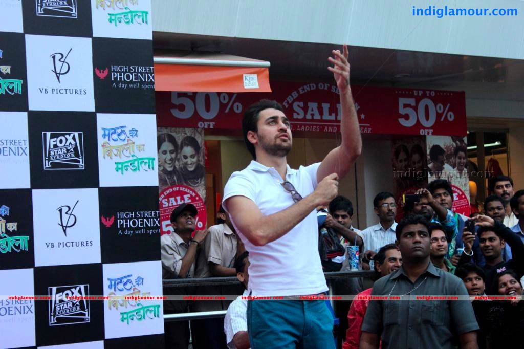 Matru Ki Bijlee Ka Mandola Movie Promotion Photos Event hd photo