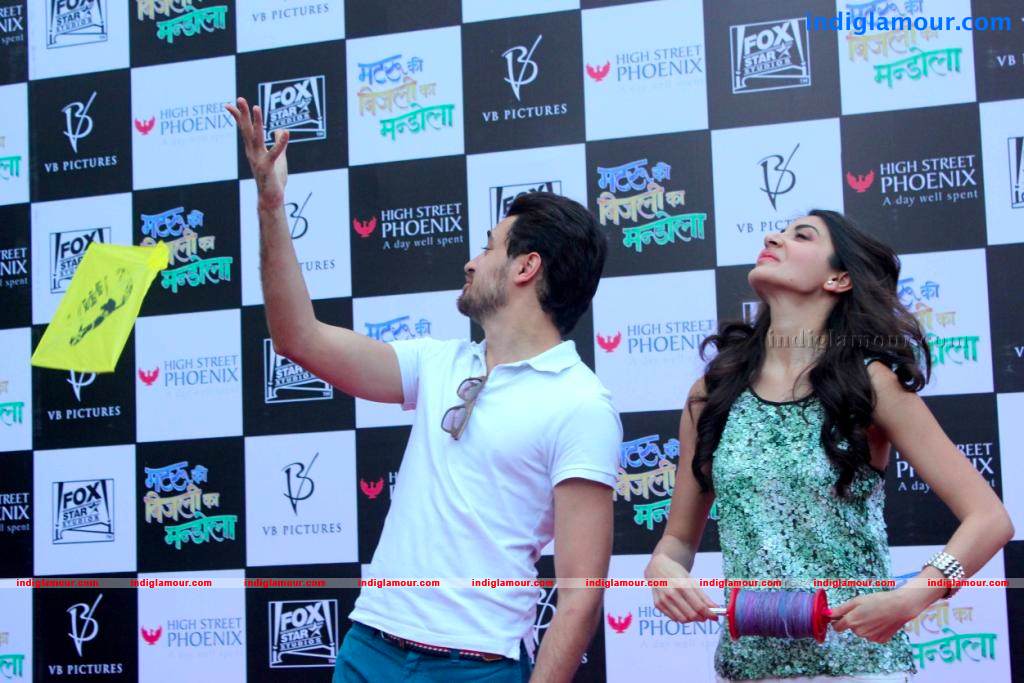 Matru Ki Bijlee Ka Mandola Movie Promotion Photos Event hd photo