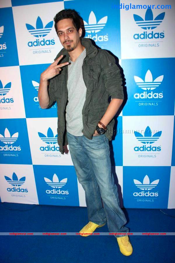 Ranveer And Minissha At Snoop Dogg Adidas Bash Event hd photo