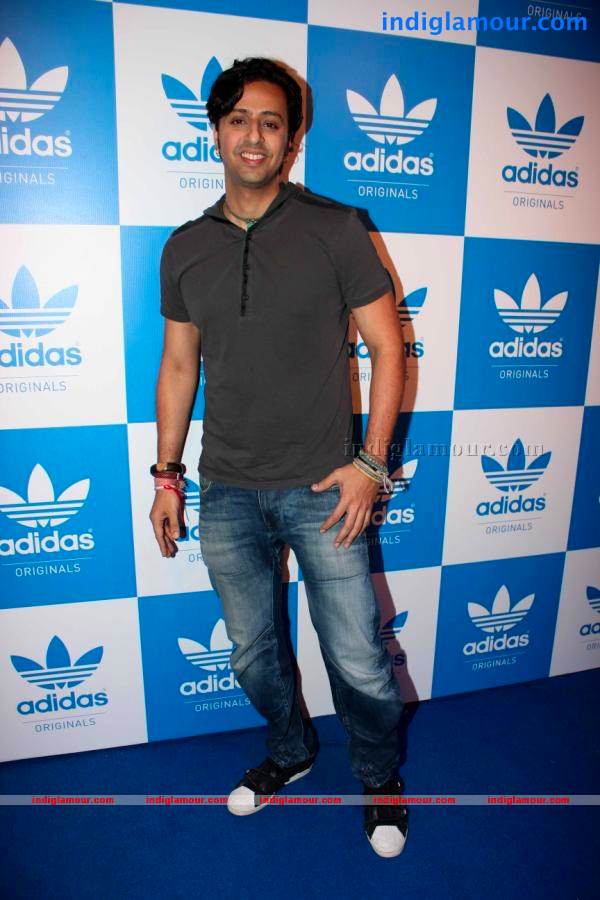 Ranveer And Minissha At Snoop Dogg Adidas Bash Event hd photo