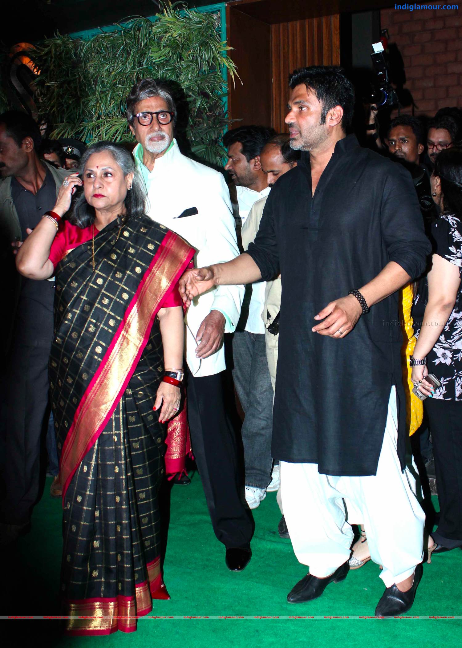 Celebs At Sunil Shetty's Store R House Launch Photos Event hd photo