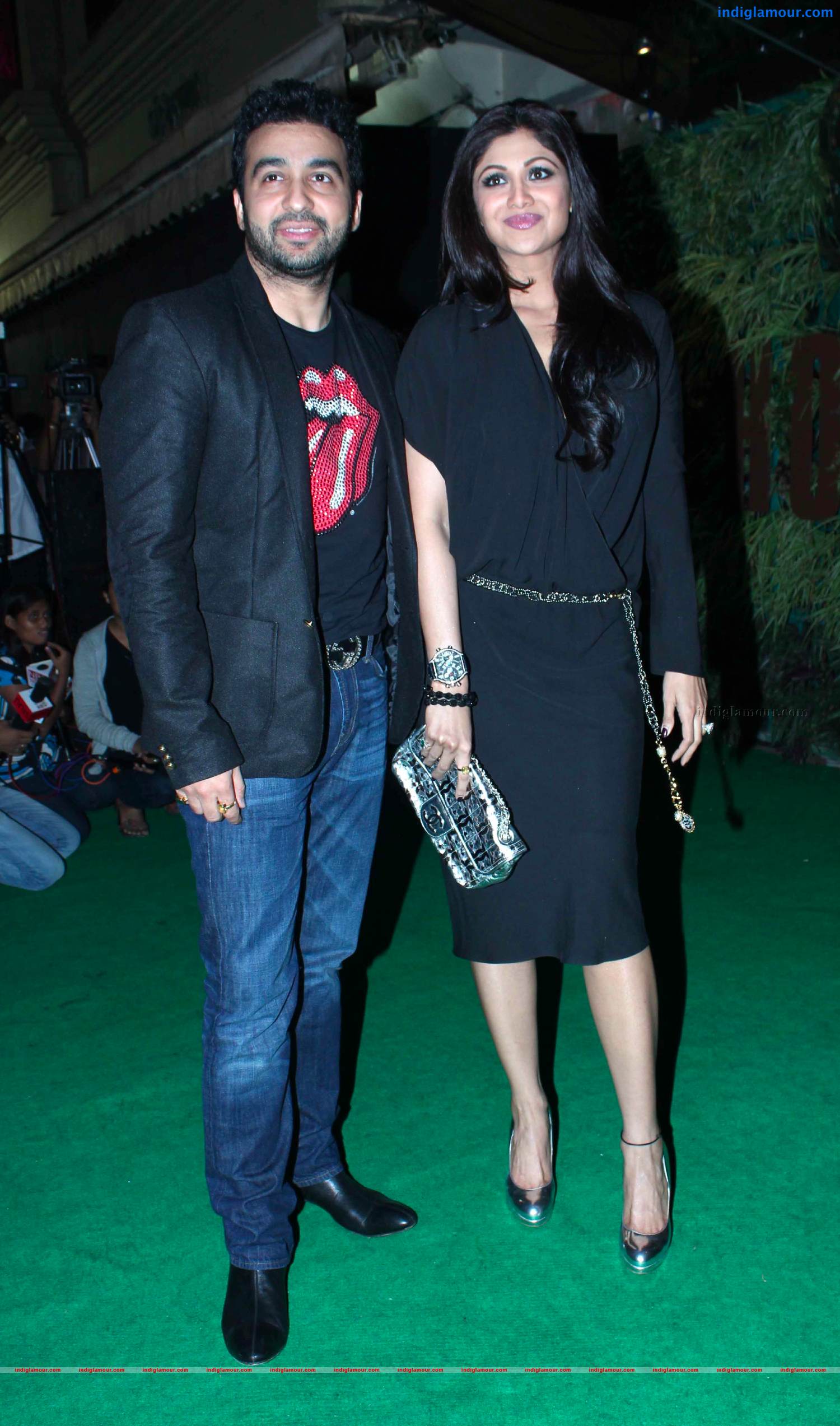 Celebs At Sunil Shetty's Store R House Launch Photos Event hd photo