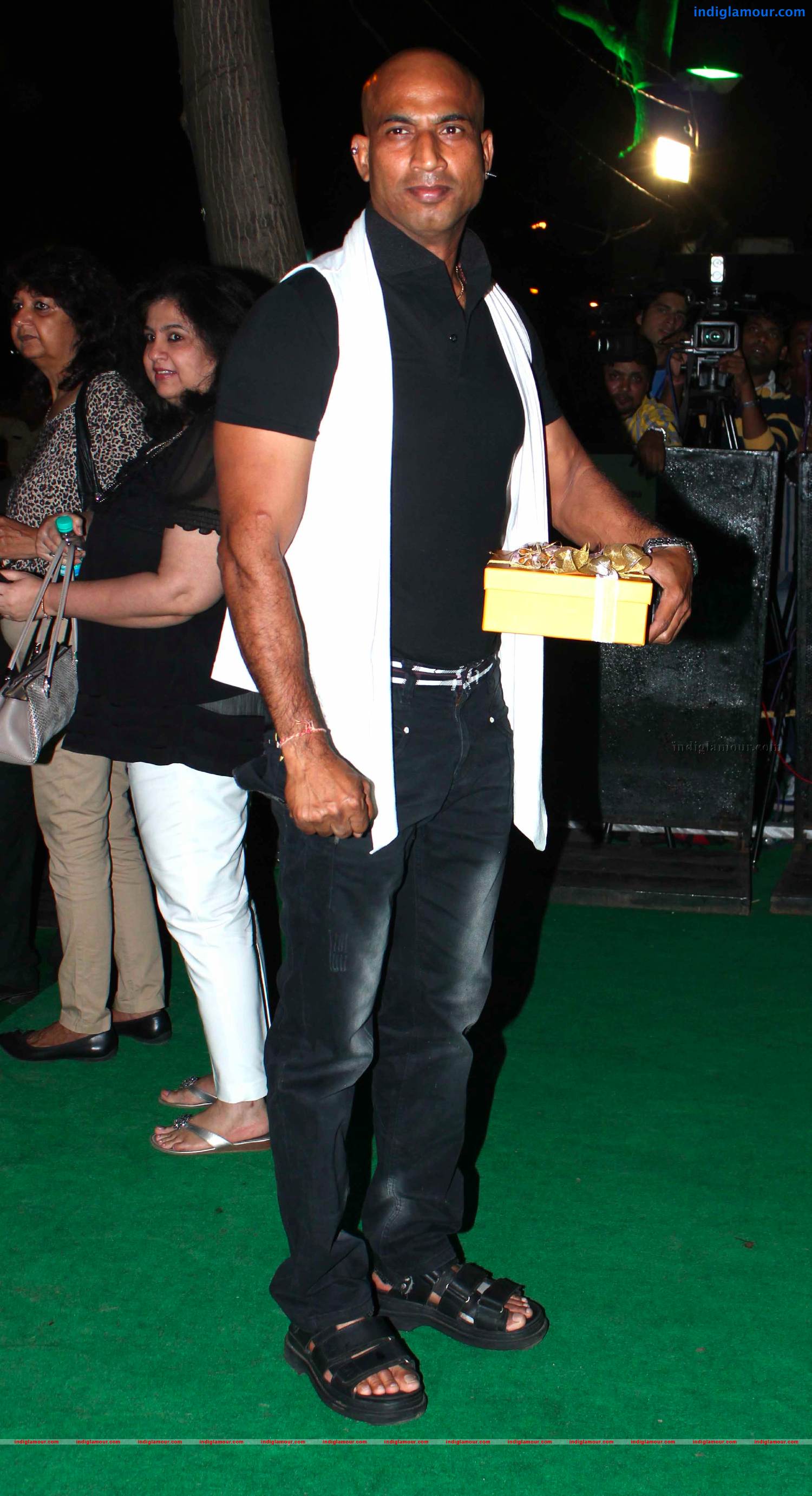 Celebs At Sunil Shetty's Store R House Launch Photos Event hd photo