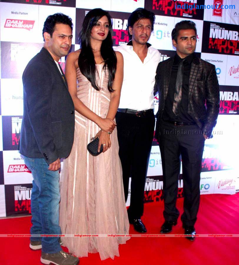 Shahrukh Khan At Mumbai Mirror Special Screening Event hd photo