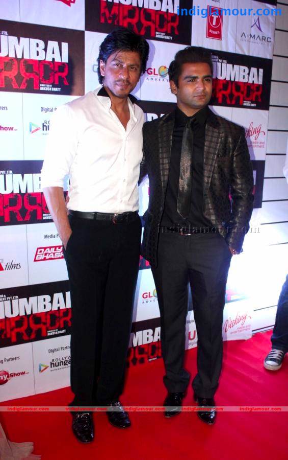 Shahrukh Khan At Mumbai Mirror Special Screening Event hd photo