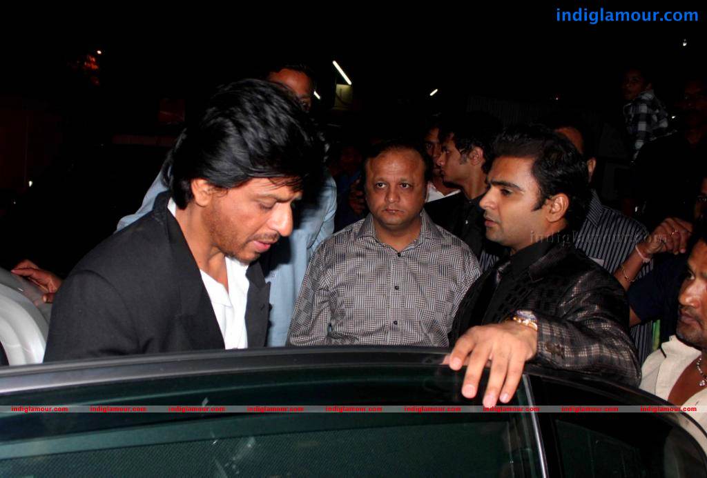 Shahrukh Khan At Mumbai Mirror Special Screening Event hd photo