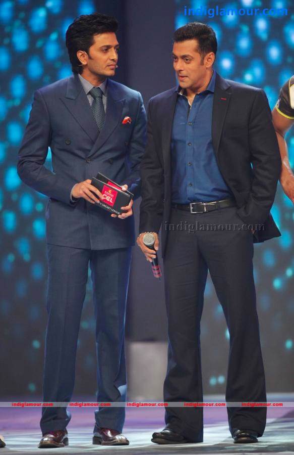 Bollywood Stars At CCL Event Event hd photo