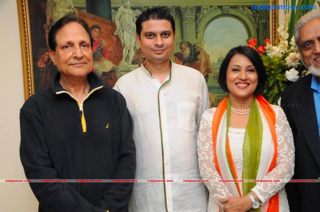 Madhur Bhandarkar Launch Siddharth Kasyap s Album Event hd photo
