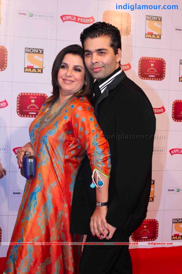 On The Red Carpet At Stardust Awards 2013 Event hd photo