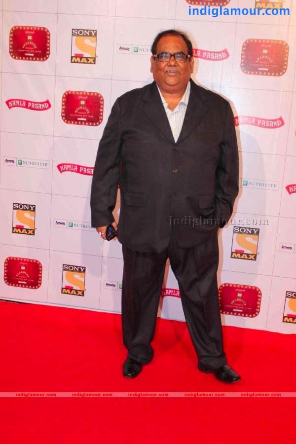 On The Red Carpet At Stardust Awards 2013 Event hd photo