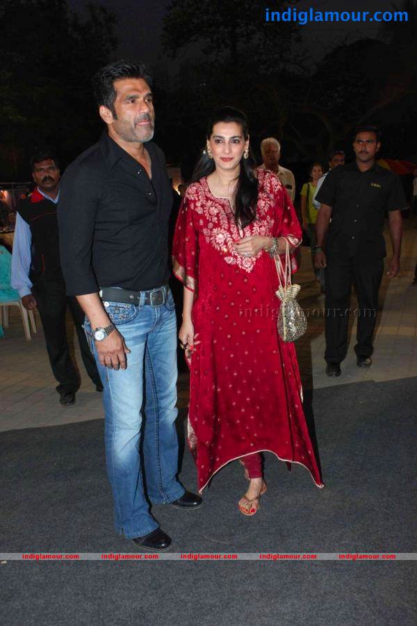 Stars At Worli Festival 2013 Event hd photo